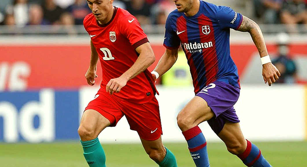 ৩ কোটি ইউরোর প্রশ্ন: Ajax-এর কারখানা, Newcastle-এর খাতা আর শন স্টেউরের কাঁচা স্বীকারোক্তি